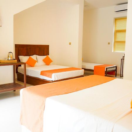 Ananthara Resort Anuradhapura Buitenkant foto