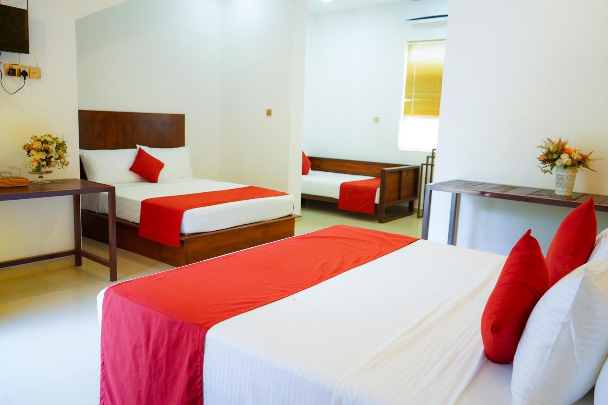 Ananthara Resort Anuradhapura Buitenkant foto