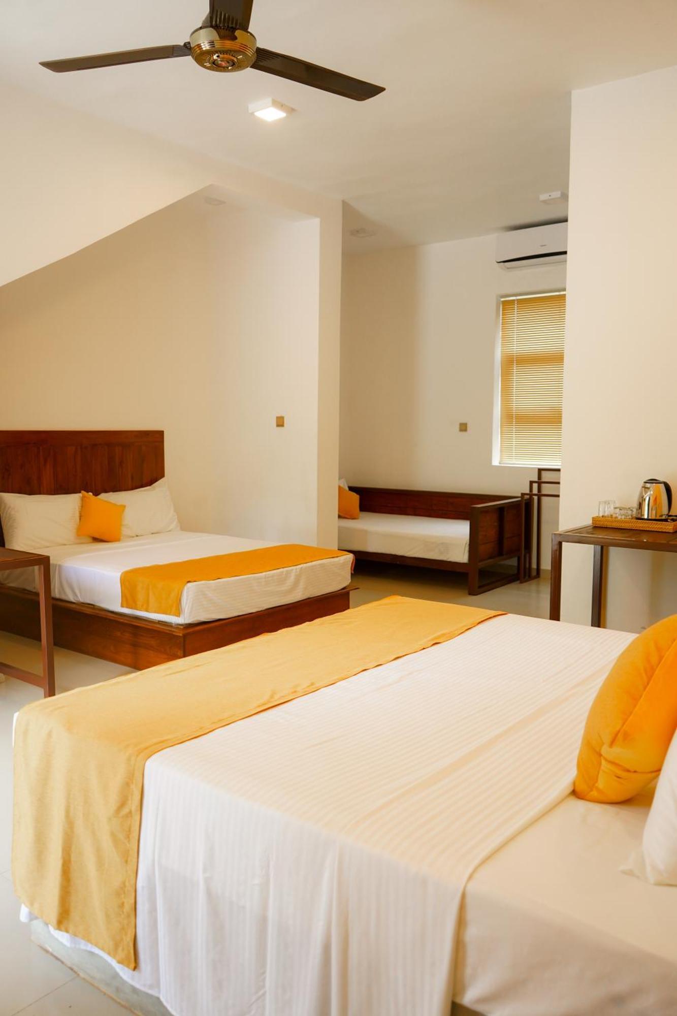 Ananthara Resort Anuradhapura Buitenkant foto
